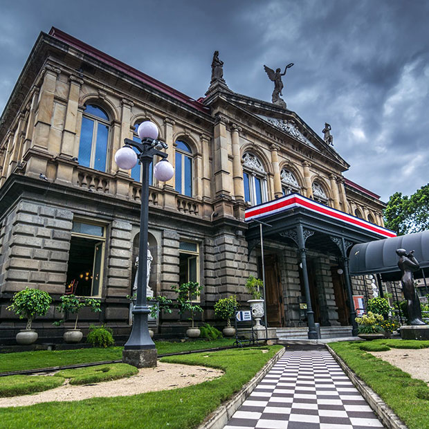 El Teatro Nacional